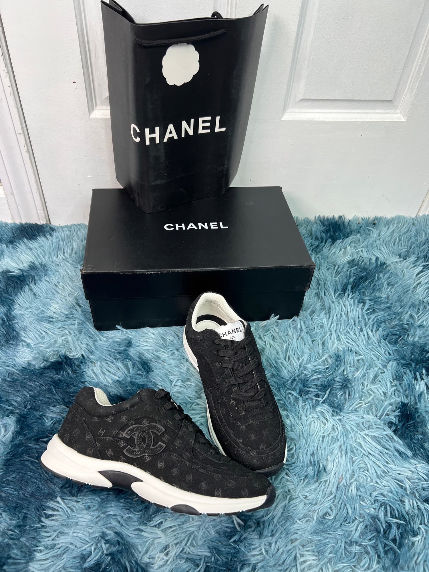 CHANEL SNEAKERS