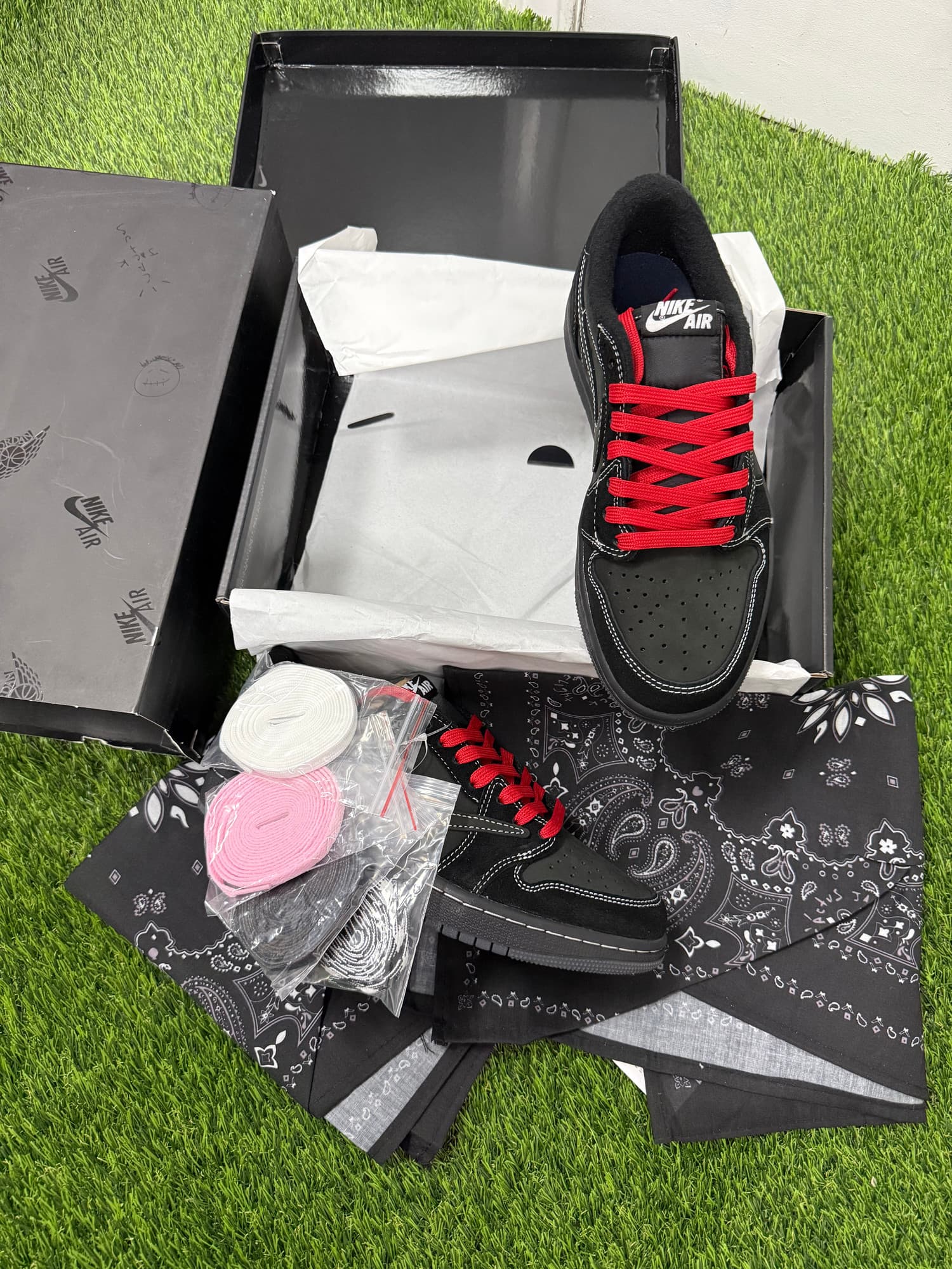 AIR Jordan 1 Retro Low OG SP Travis Scott