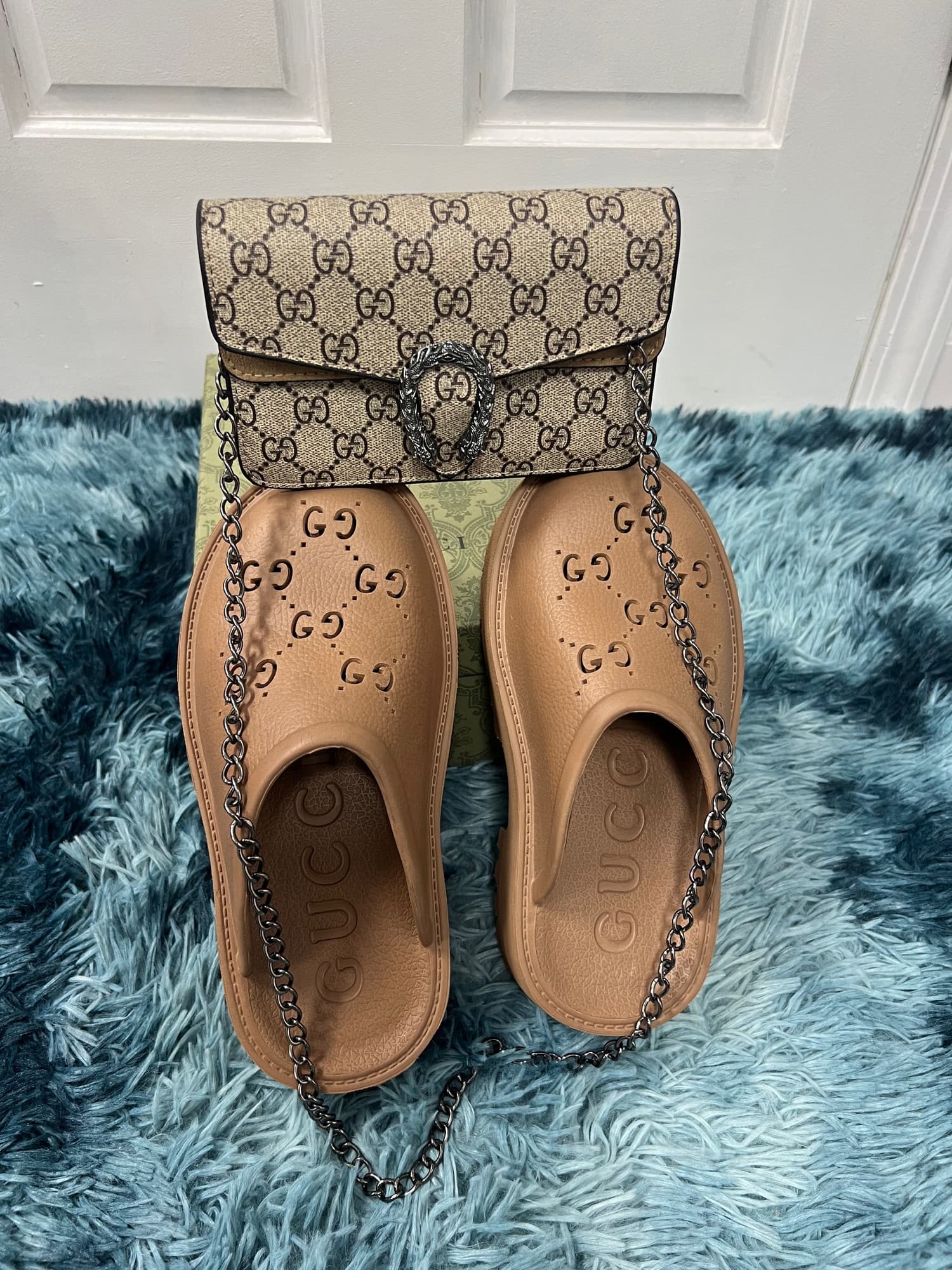GUCCI CROC SET
