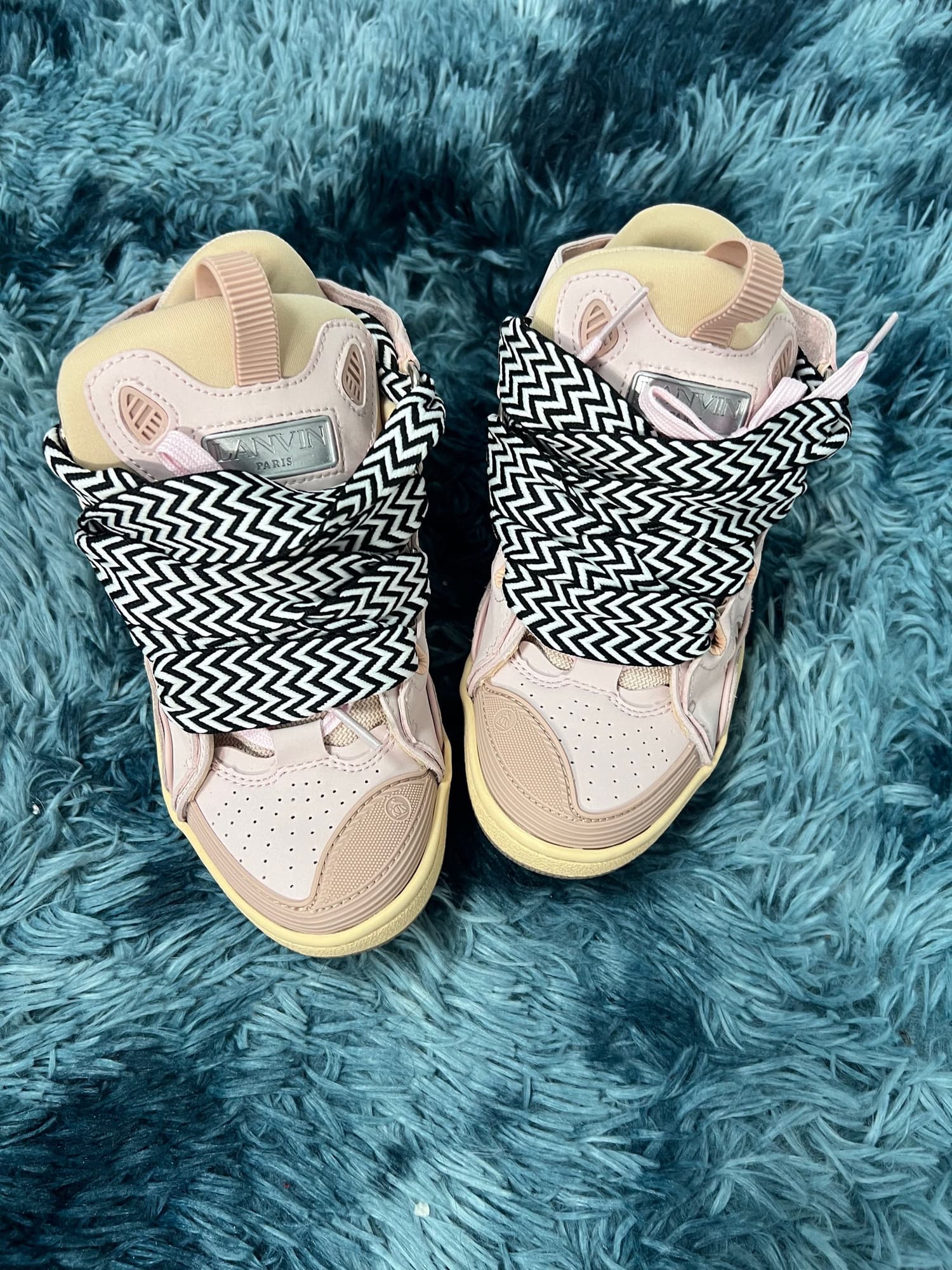 LAVIN SHOES