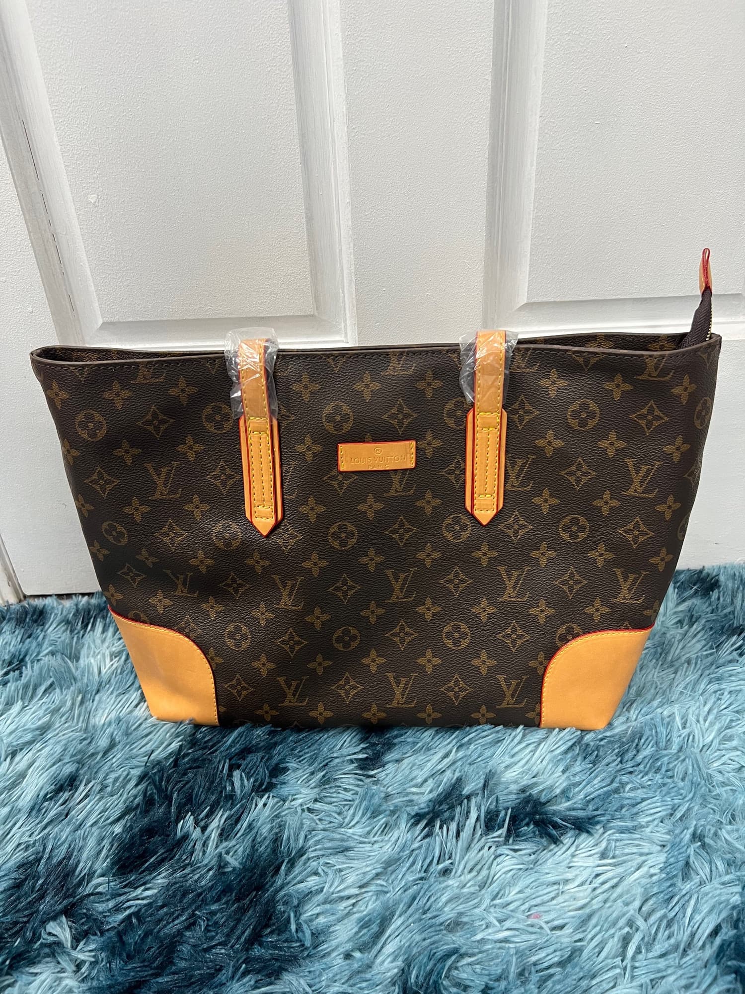 LV BAG