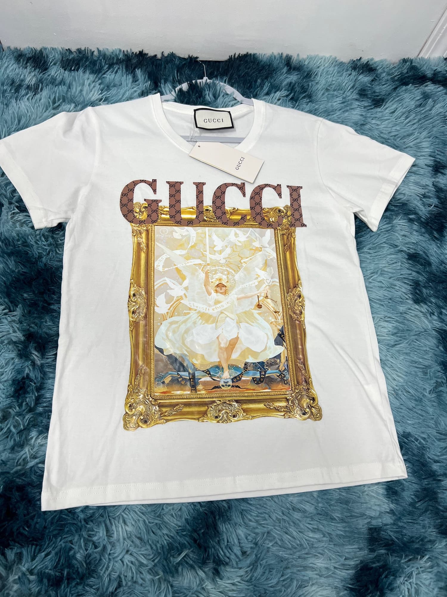 Gucci shirt