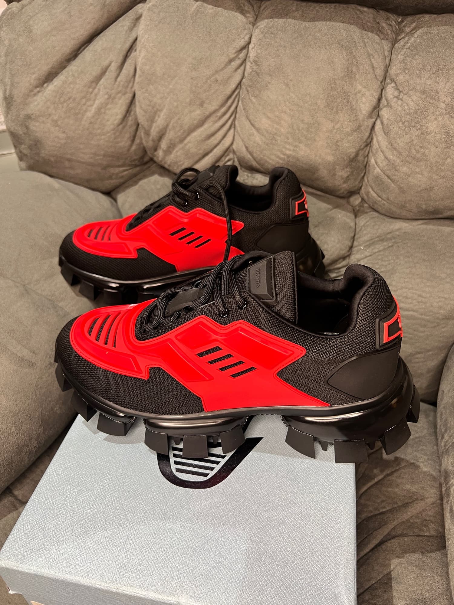 PRADA SNEAKER