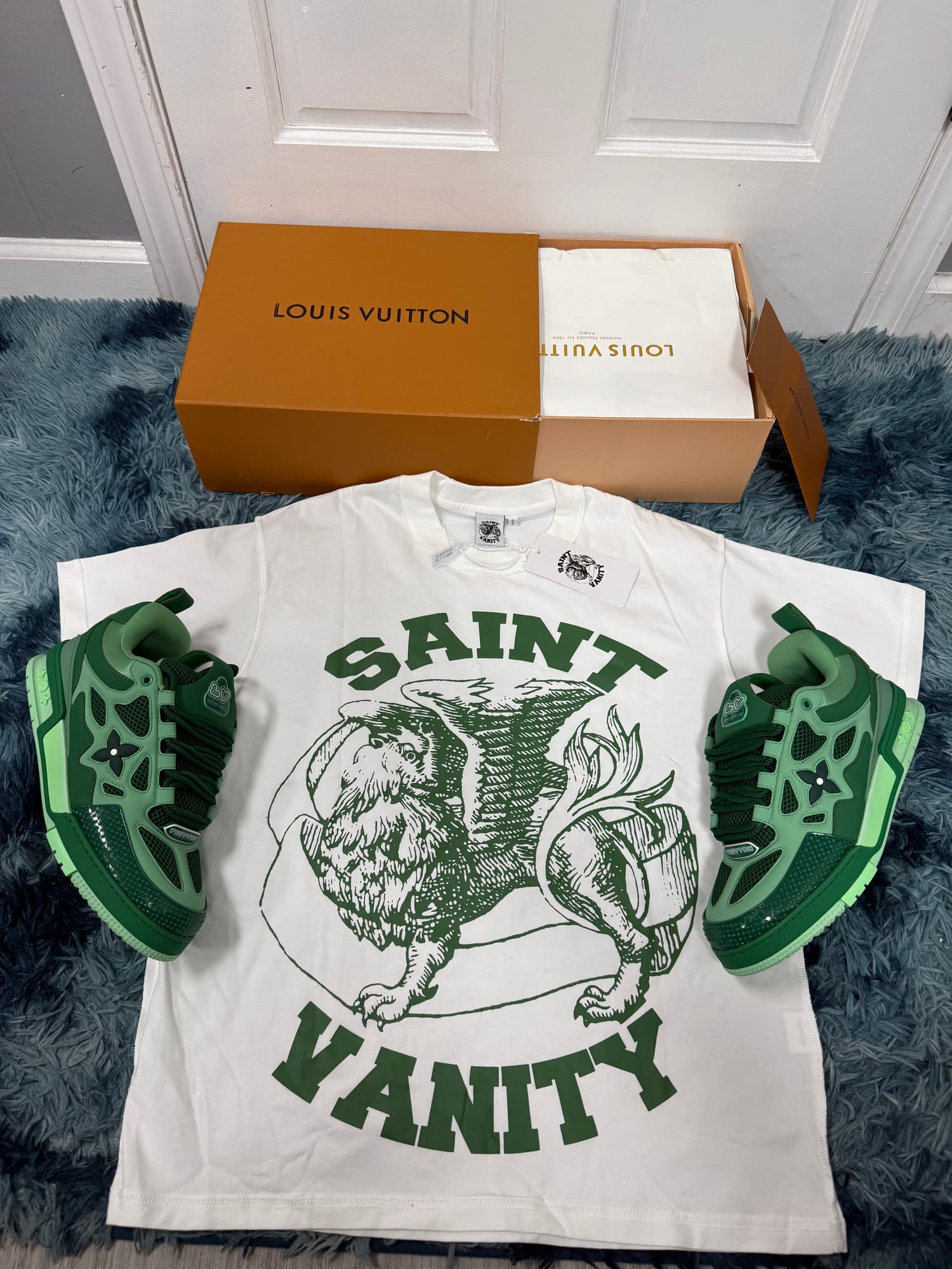 LV AND SAINT VANITY SET