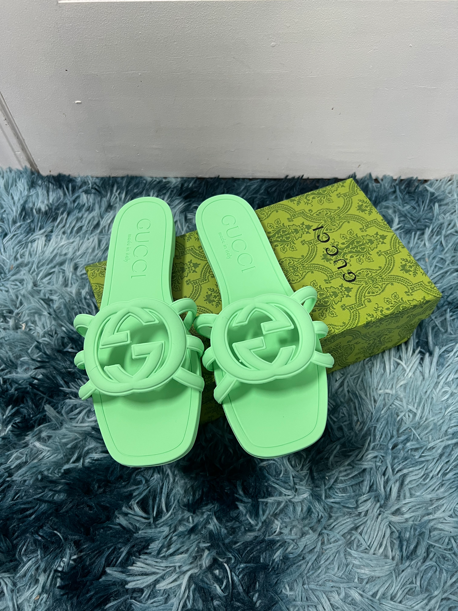 GUCCI SLIDE