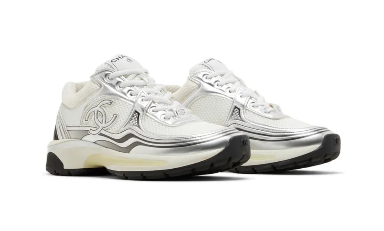Chanel CC Logo Sneaker 'White Silver'