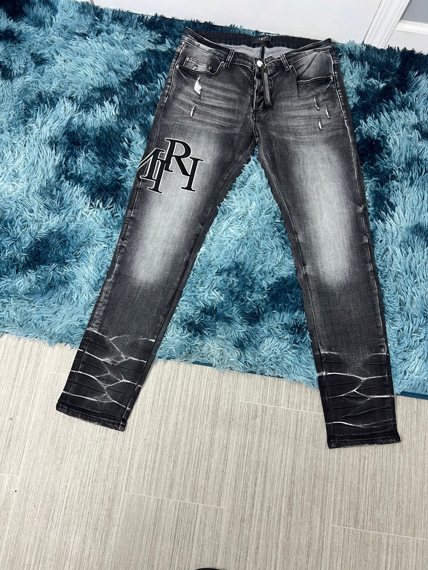 AMIRI JEANS