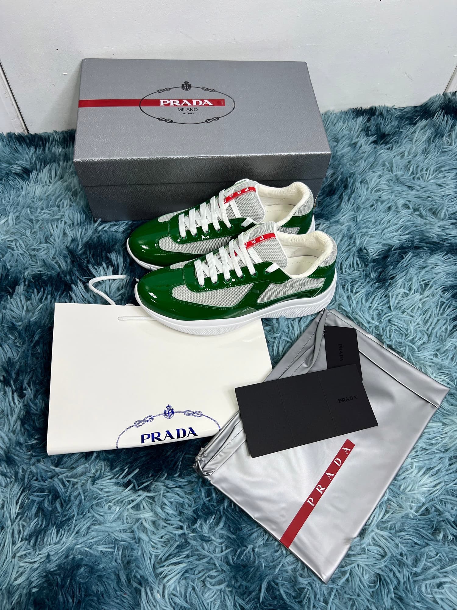 PRADA SNEAKER