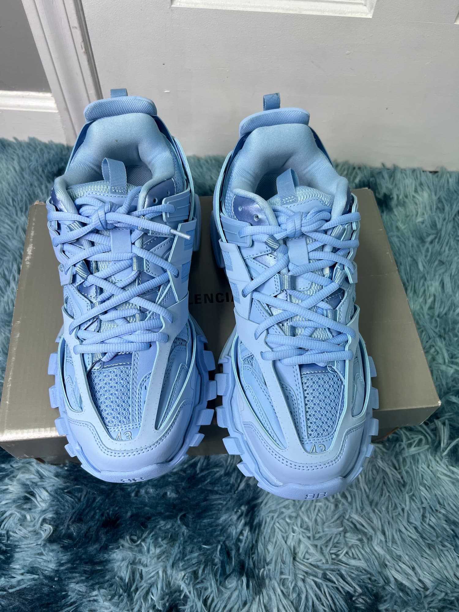 BALENCIAGA TRACK